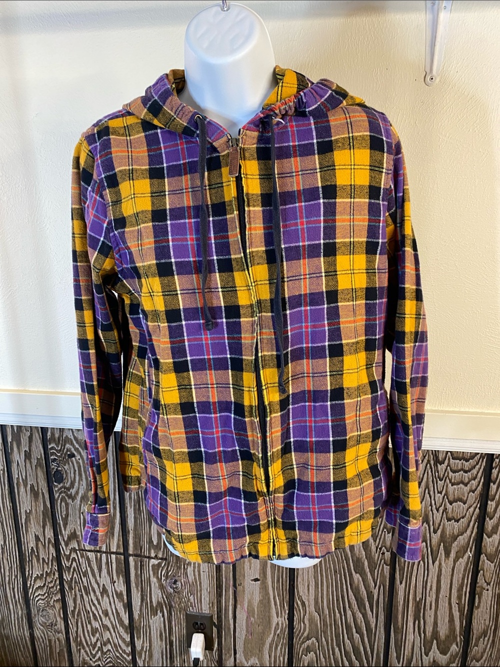 L.L.Bean Relaxed Fit Plaid Zip Flannel Hoodie in Purple & Mustard